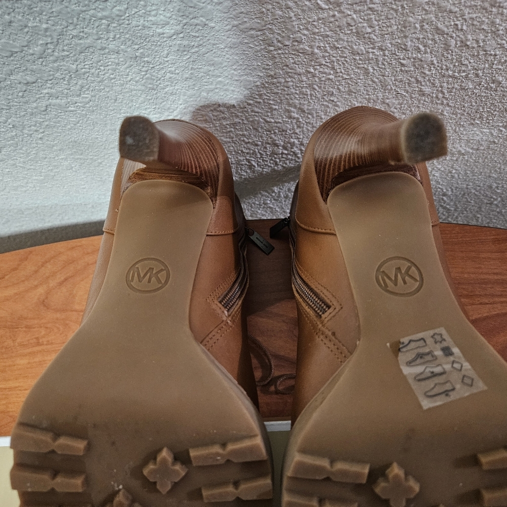 Michael Kors Tan Brown Leather Lace-Up High-Heel Ankle Boots - Picture 4 of 9
